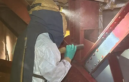 エアーブラスト作業